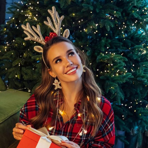 Gingerbread man garland deer colorful light bulbs Earrings Christmas Decoration - Picture 4 of 8